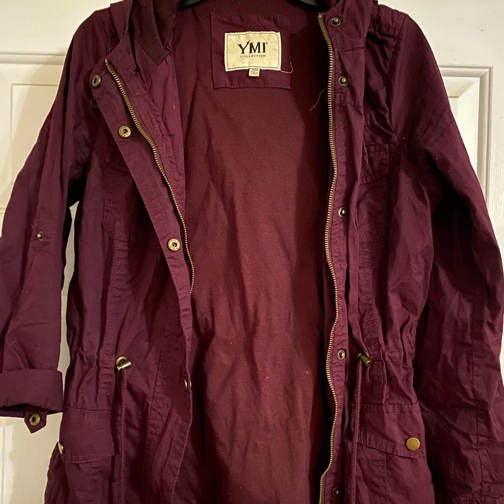 Ladies Burgundy Jacket Size Medium